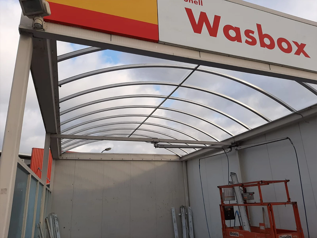 FKM Daglicht oplossingen - Producten - wasstraat overkapping